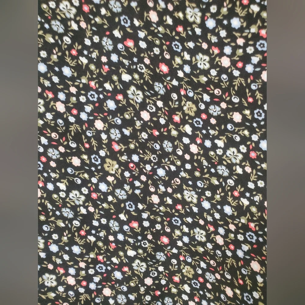 Loft Flutter Cap Sleeves - Picture 4 of 6